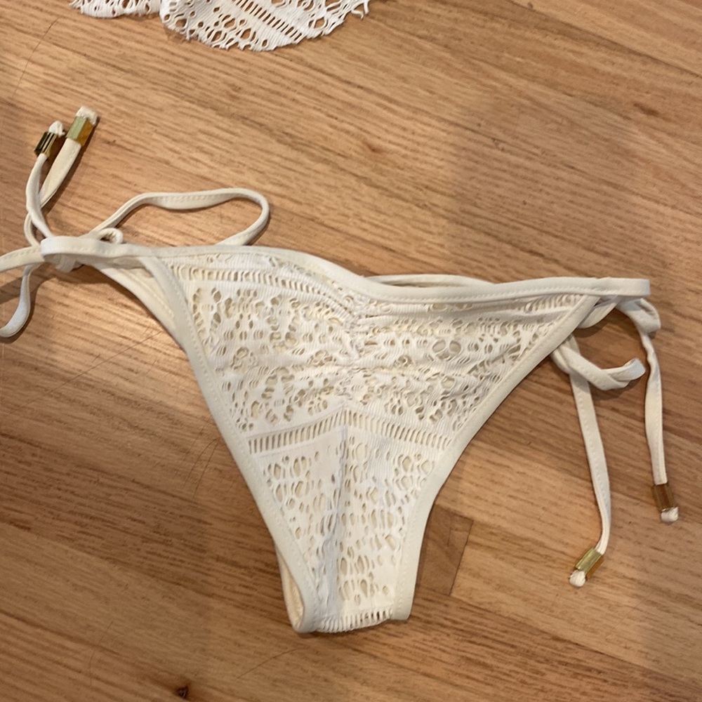 White Bikini - image 4